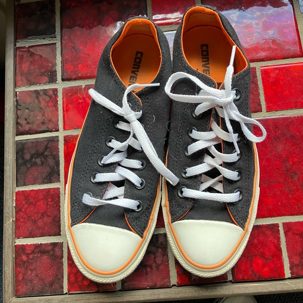 Converse Black Canvas Sneakers with Orange Trim Women’s 8